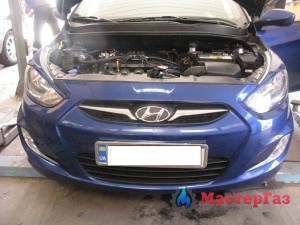 HYUNDAI-ACCENT-1