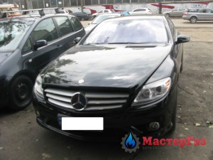 MERCEDES-BENZ-CL550-1