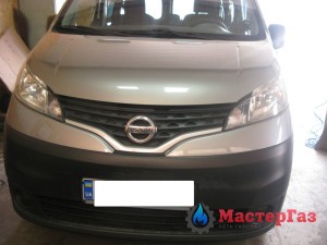 NISSAN-NV200-1